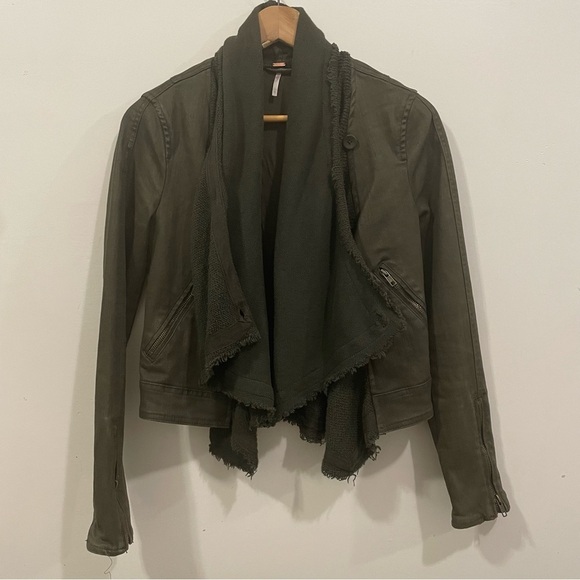 Free People Olive Green Drape Knit Coated Denim Moto Boho Fall Jacket Size 2 - Picture 3 of 9
